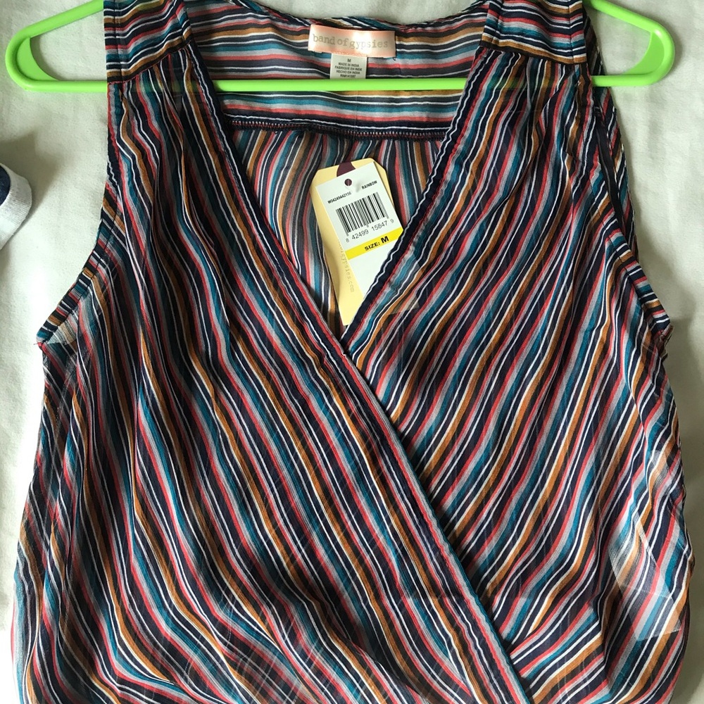 V-neck stripped top